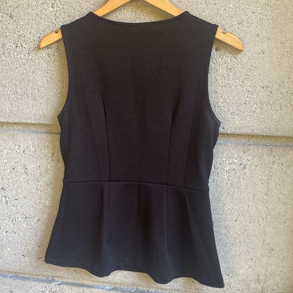 H&M Lace Peplum Top - Picture 4 of 10